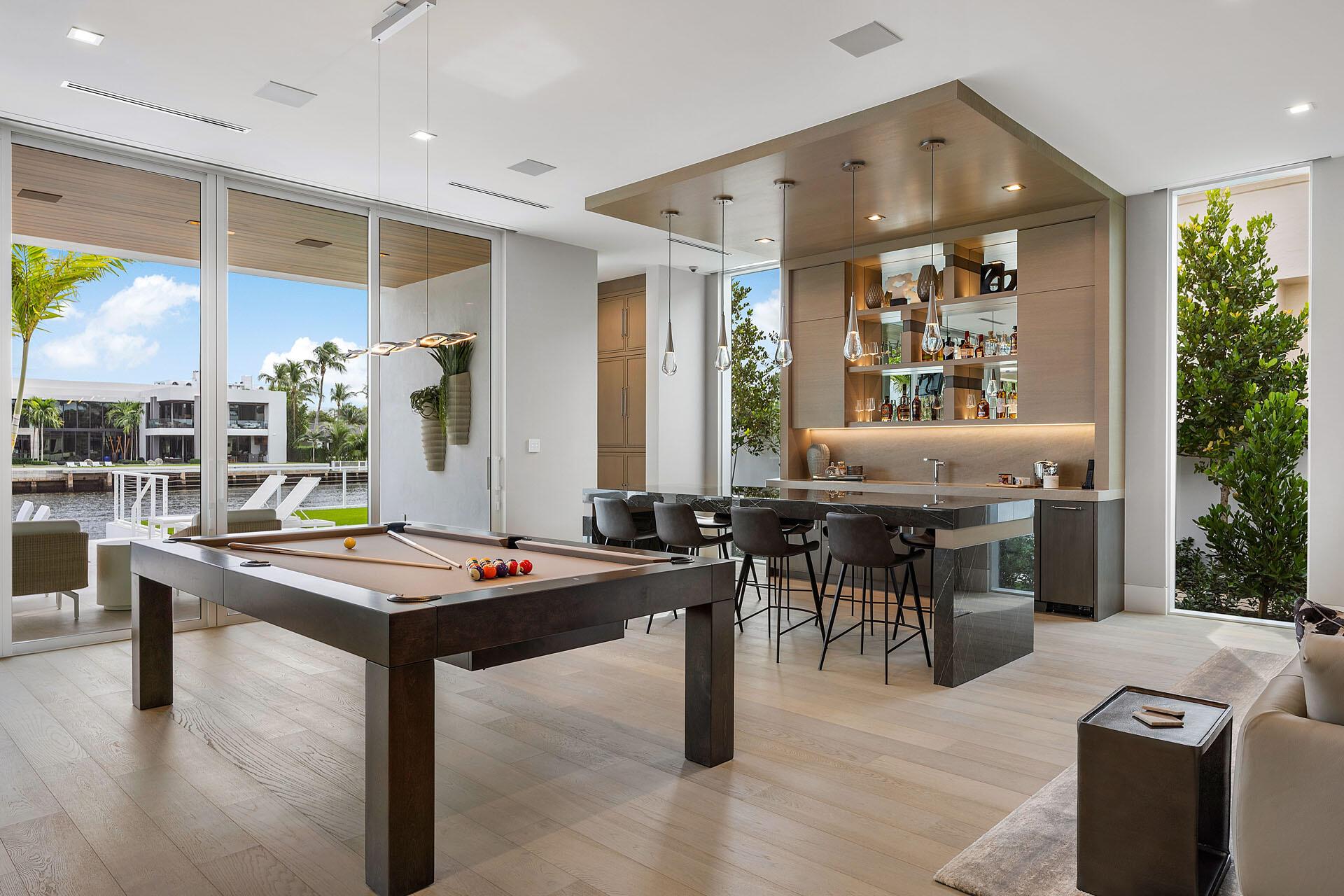 ROYAL PALM YACHT & COUNTR - Residential