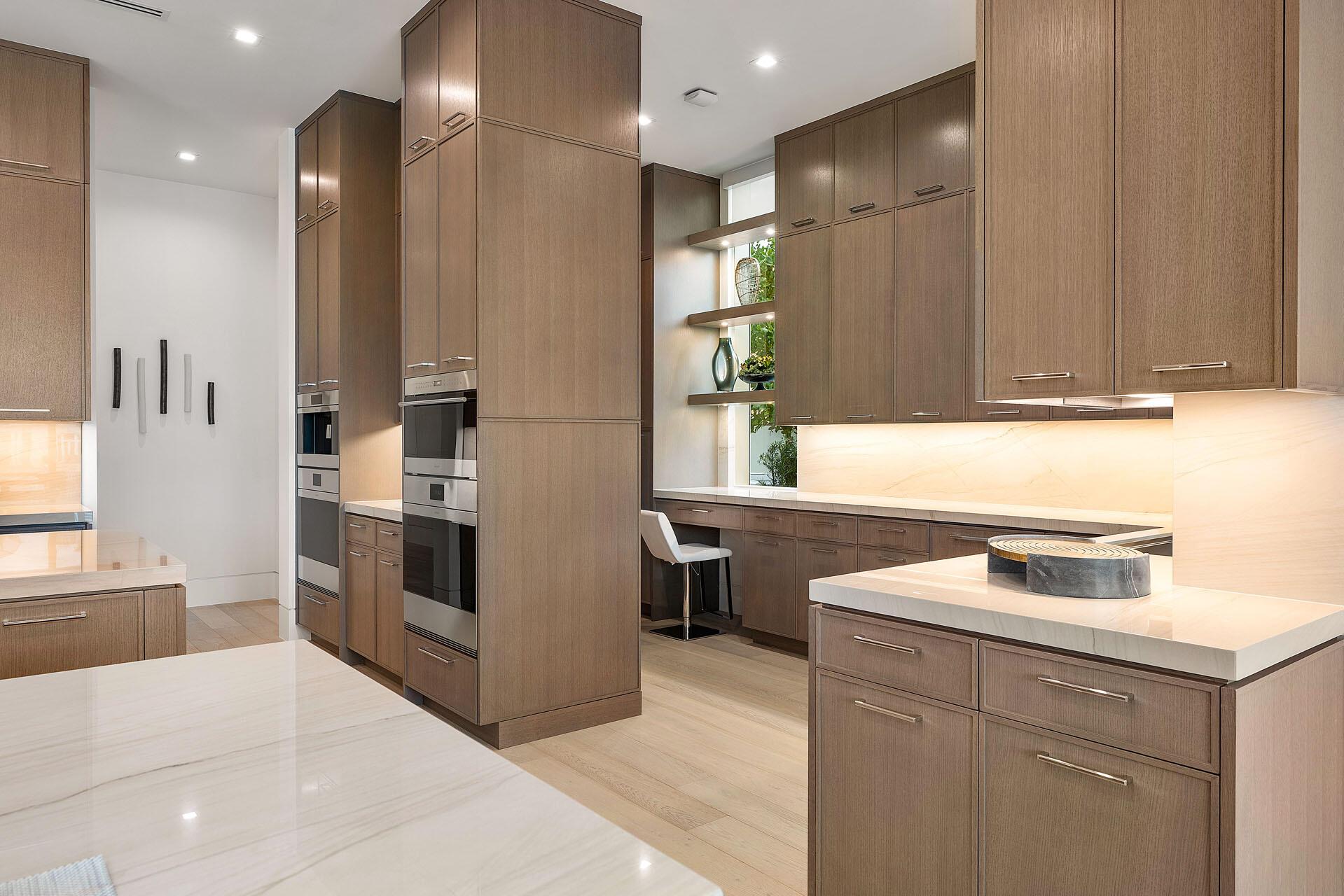 ROYAL PALM YACHT & COUNTR - Residential