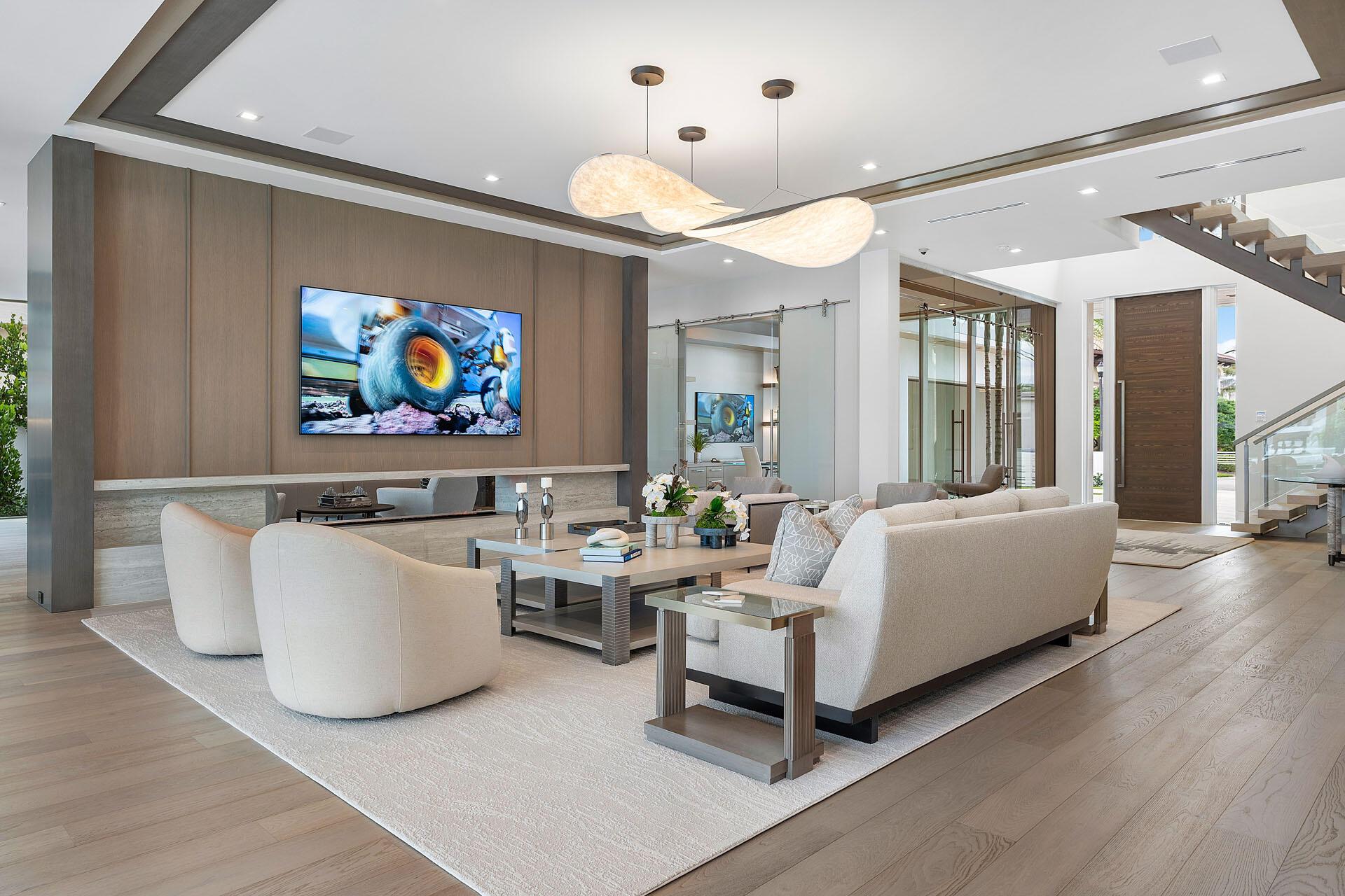 ROYAL PALM YACHT & COUNTR - Residential