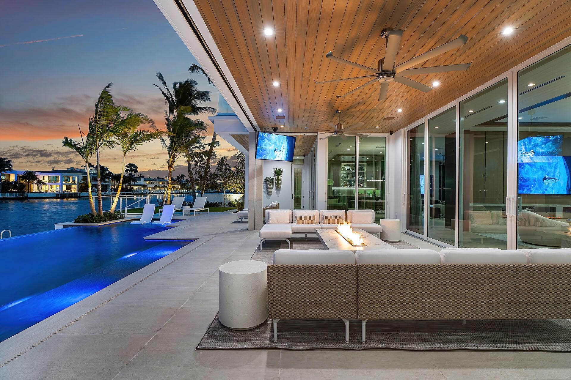 ROYAL PALM YACHT & COUNTR - Residential