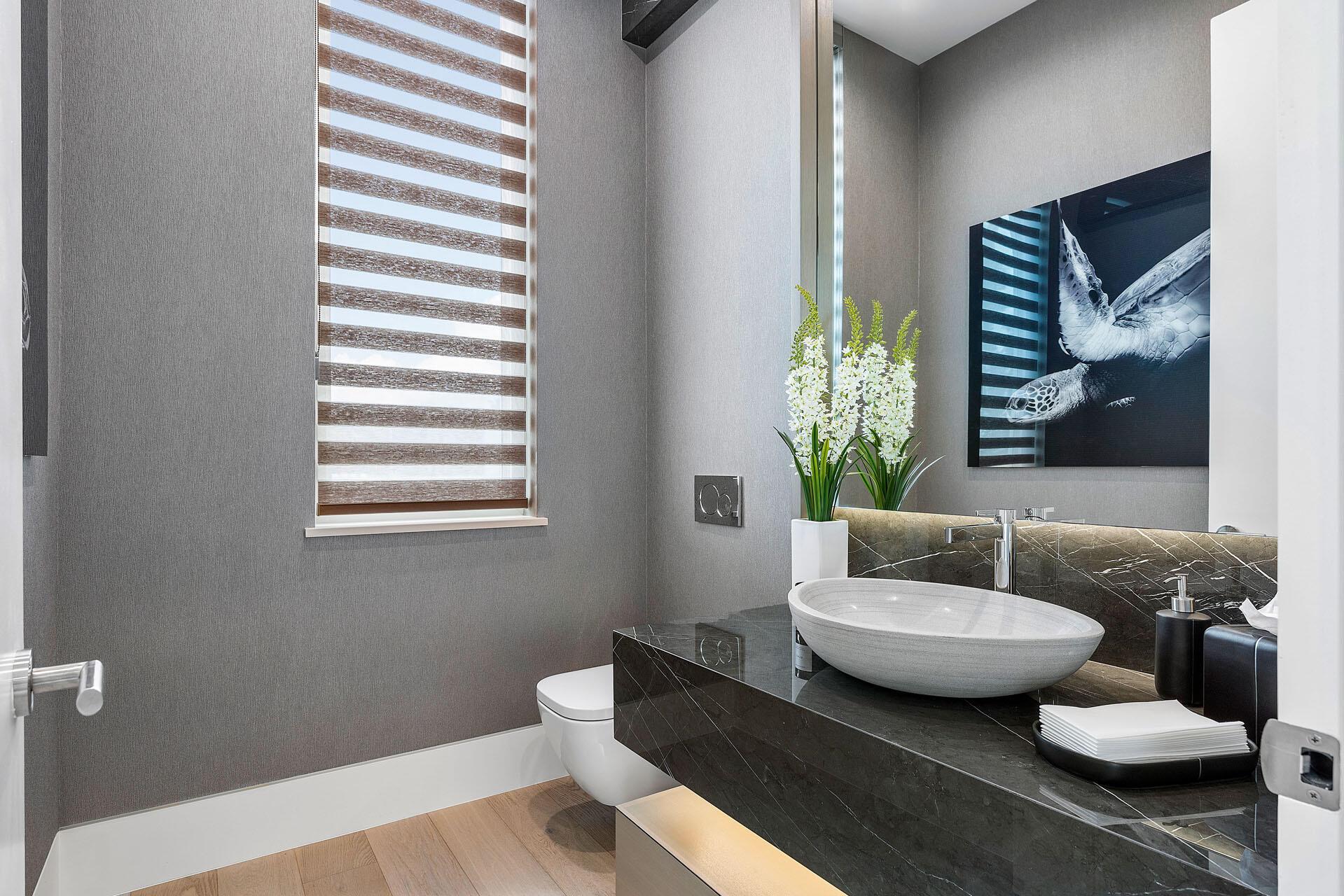 ROYAL PALM YACHT & COUNTR - Residential