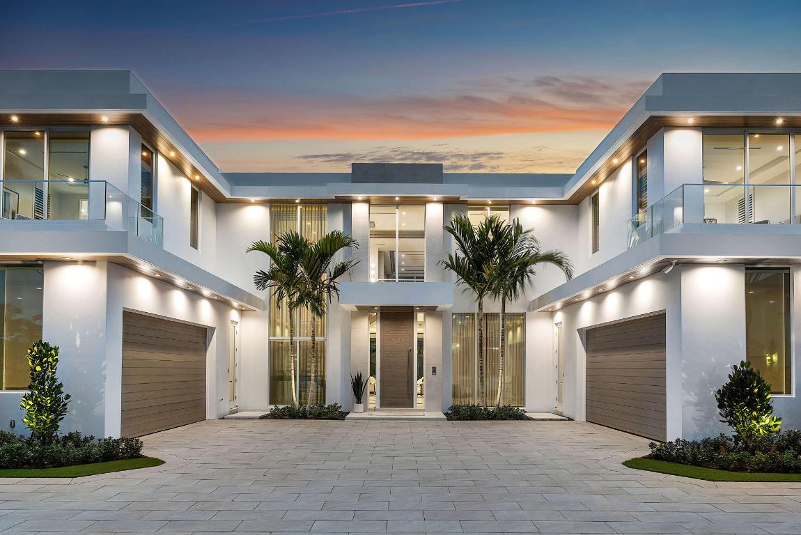 ROYAL PALM YACHT & COUNTRY CLUB - Residential