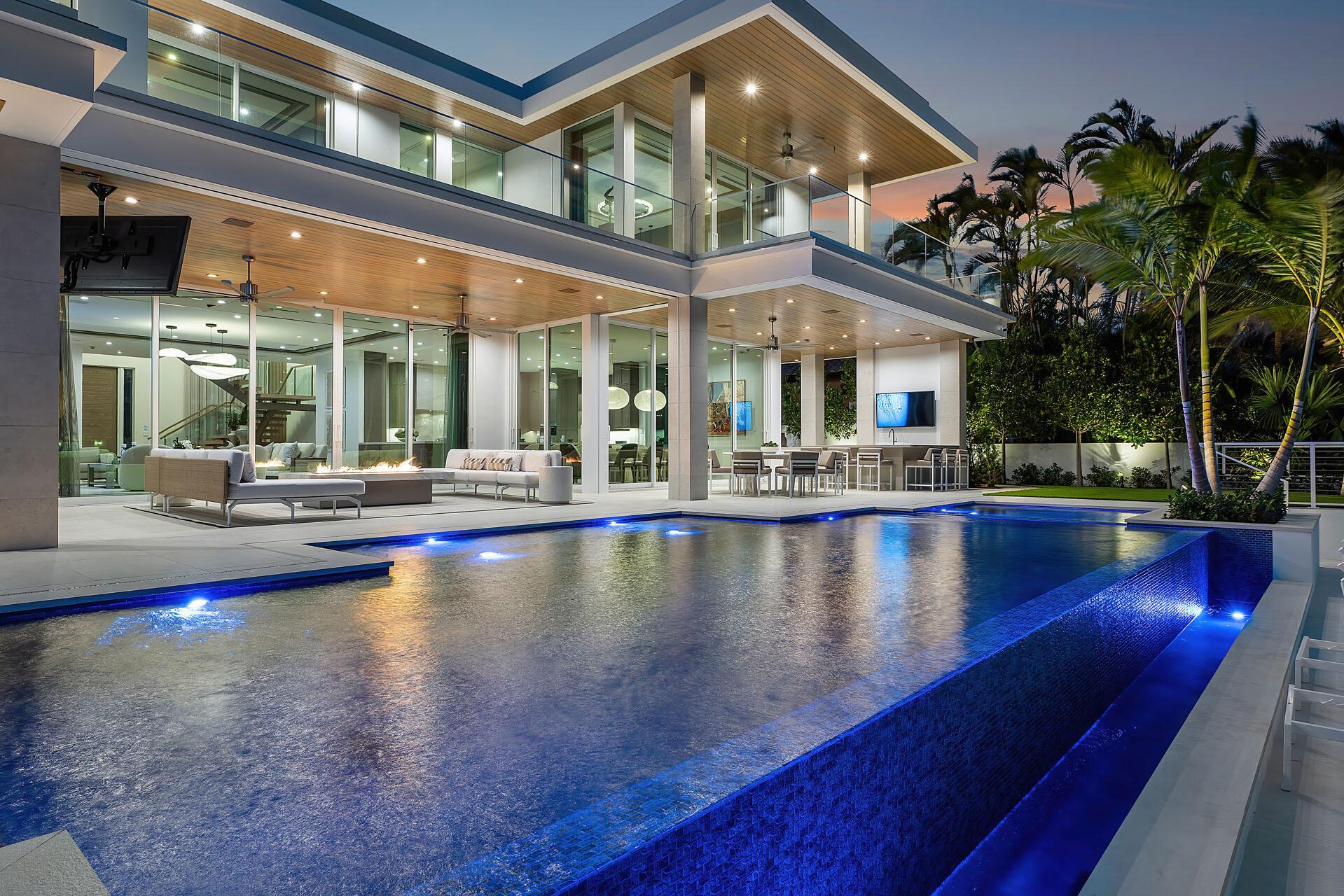 ROYAL PALM YACHT & COUNTR - Residential