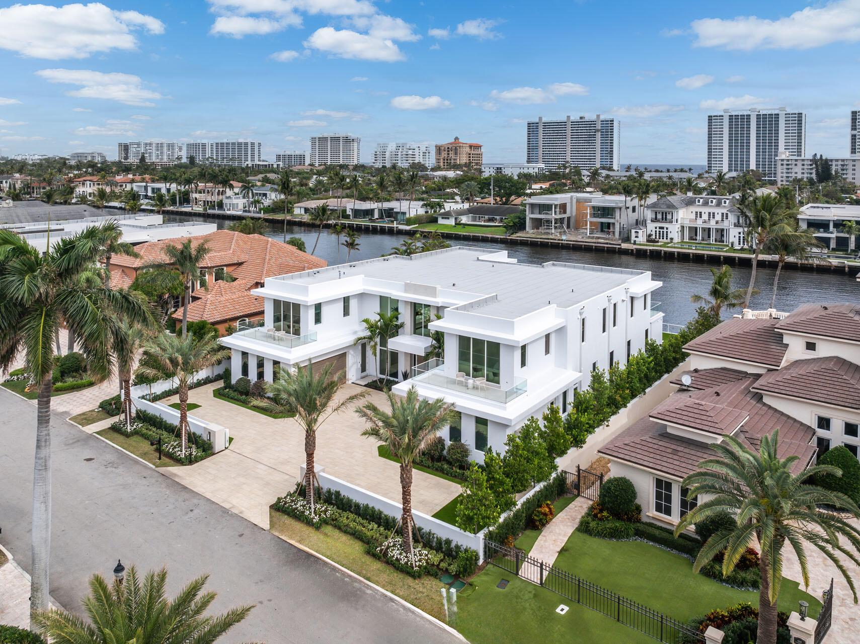 ROYAL PALM YACHT & COUNTR - Residential