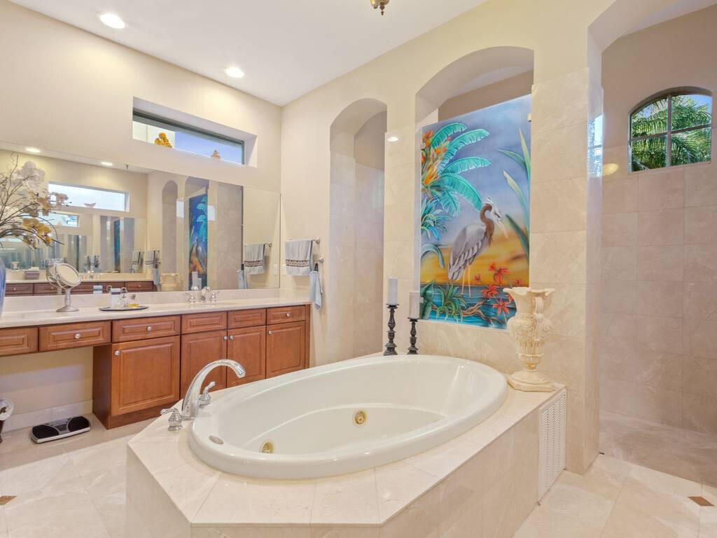 HERON BAY EAST - Residential