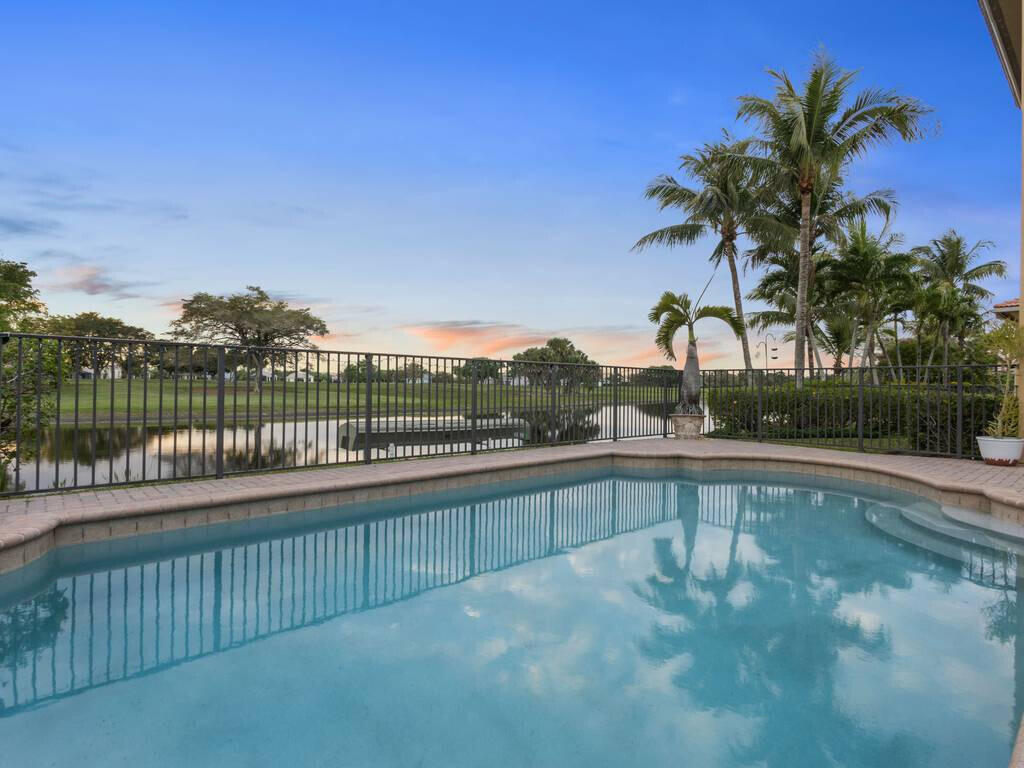 HERON BAY EAST - Residential