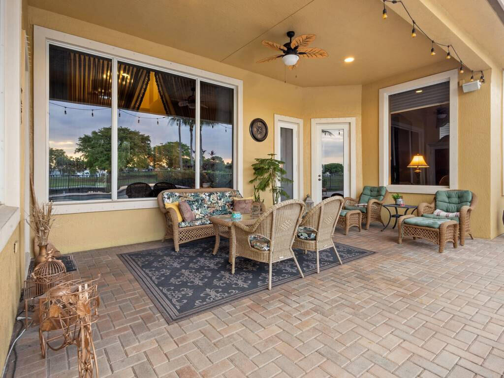 HERON BAY EAST - Residential