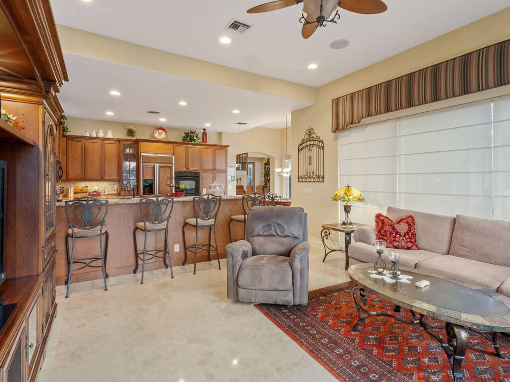 HERON BAY EAST - Residential