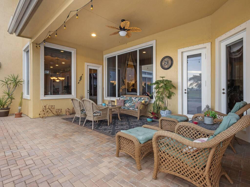 HERON BAY EAST - Residential