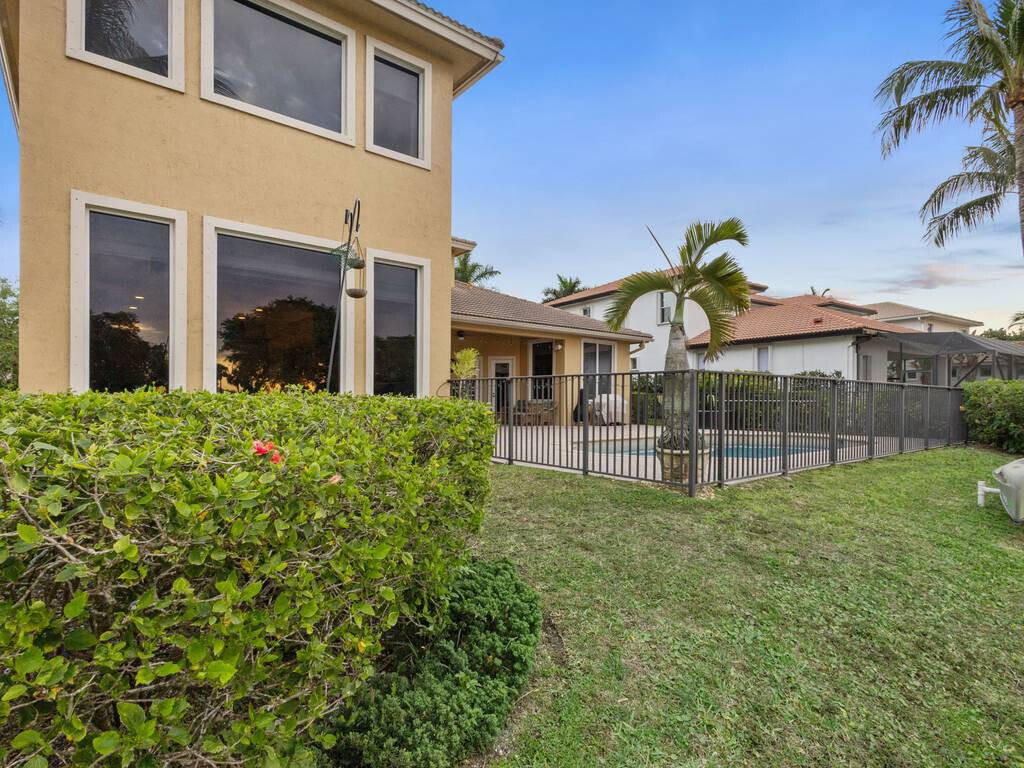 HERON BAY EAST - Residential