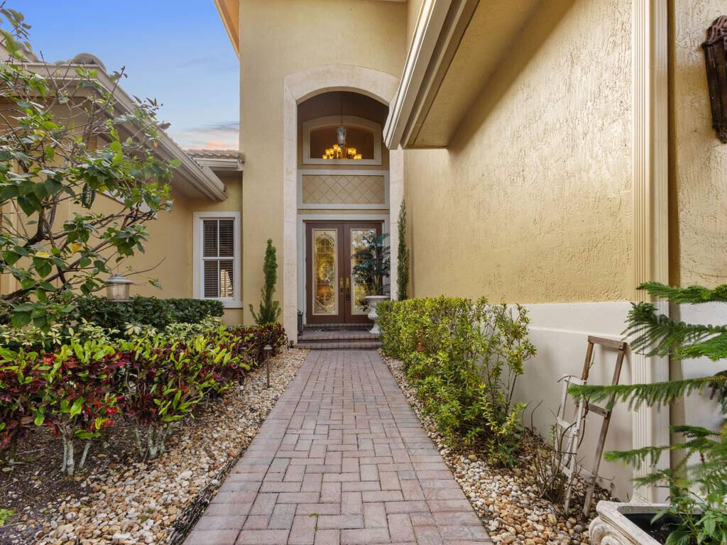 HERON BAY EAST - Residential