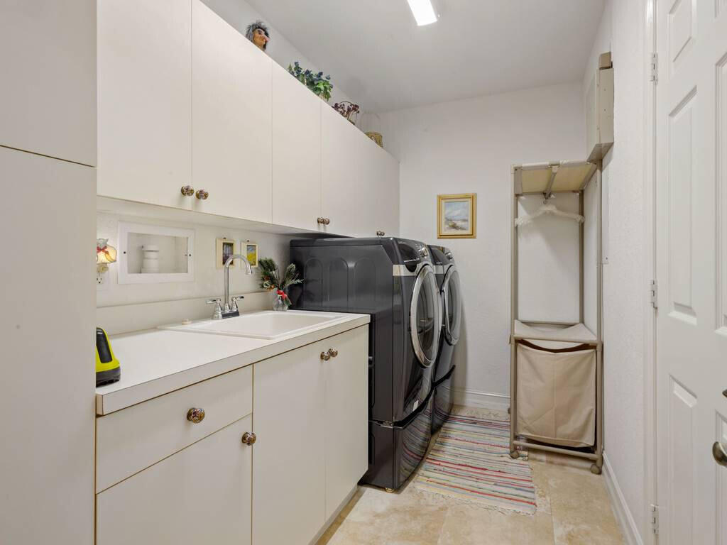 HERON BAY EAST - Residential