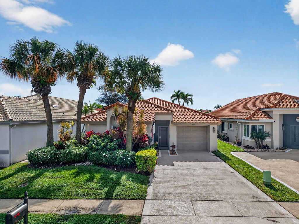 Photo of 6031 Bay Isles Drive, Boynton Beach, FL 33437 (MLS # R11148016)