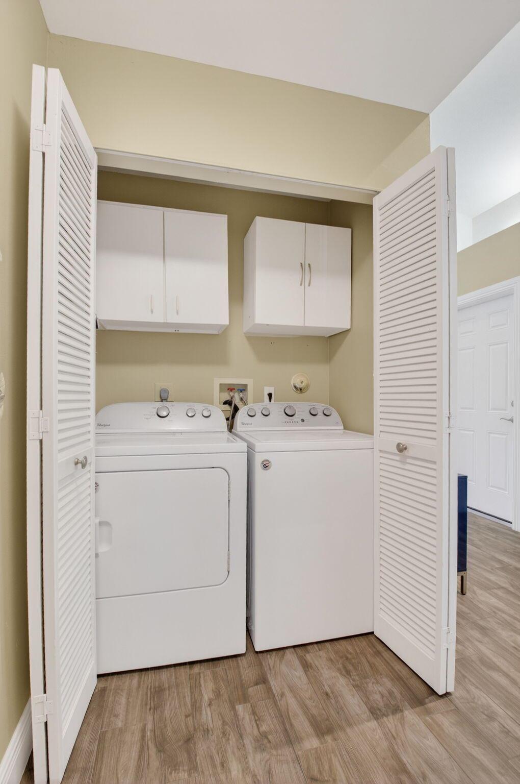 SAWGRASS LAKES HOMES; Lak - Residential