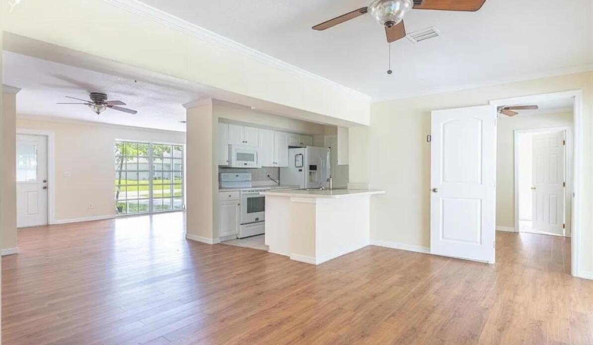 PORT ST LUCIE SECTION 3 - Residential