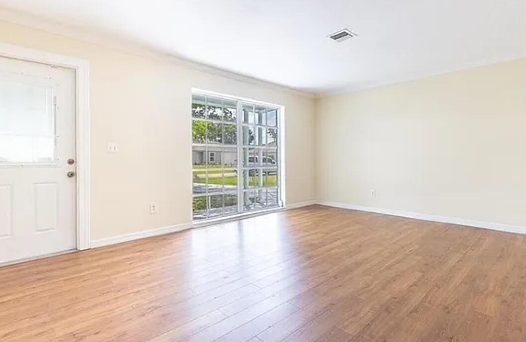 PORT ST LUCIE SECTION 3 - Residential