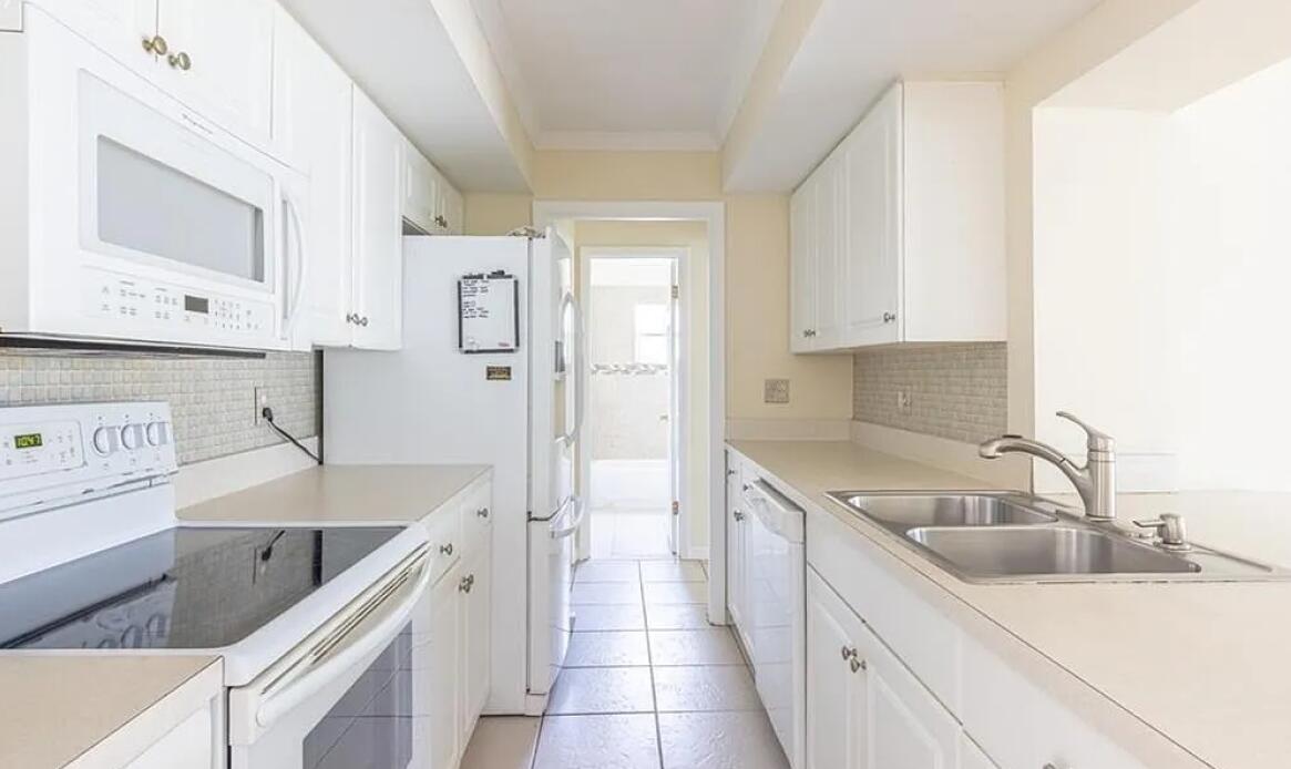 PORT ST LUCIE SECTION 3 - Residential