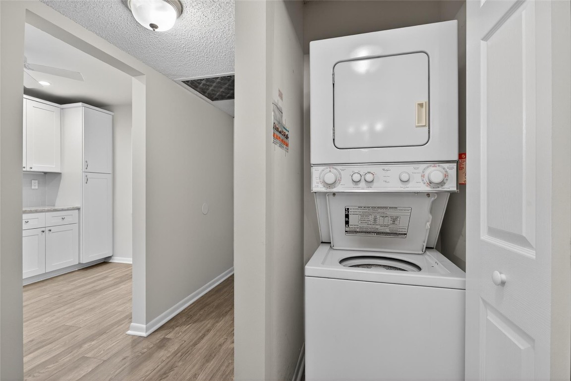 POND APPLE PLACE IV - Residential