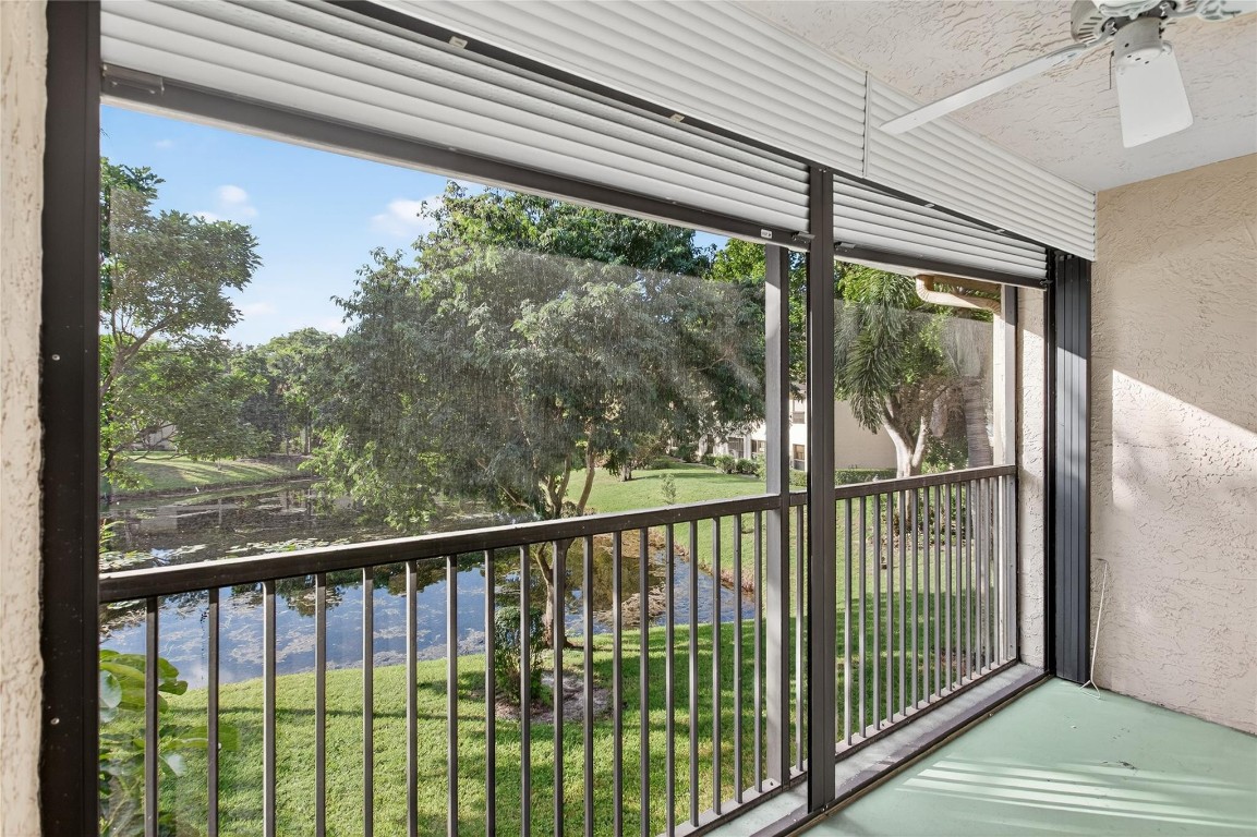 POND APPLE PLACE IV - Residential