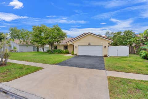 Tiny photo for 21111 Escondido Way, Boca Raton, FL 33433 (MLS # B26029017)