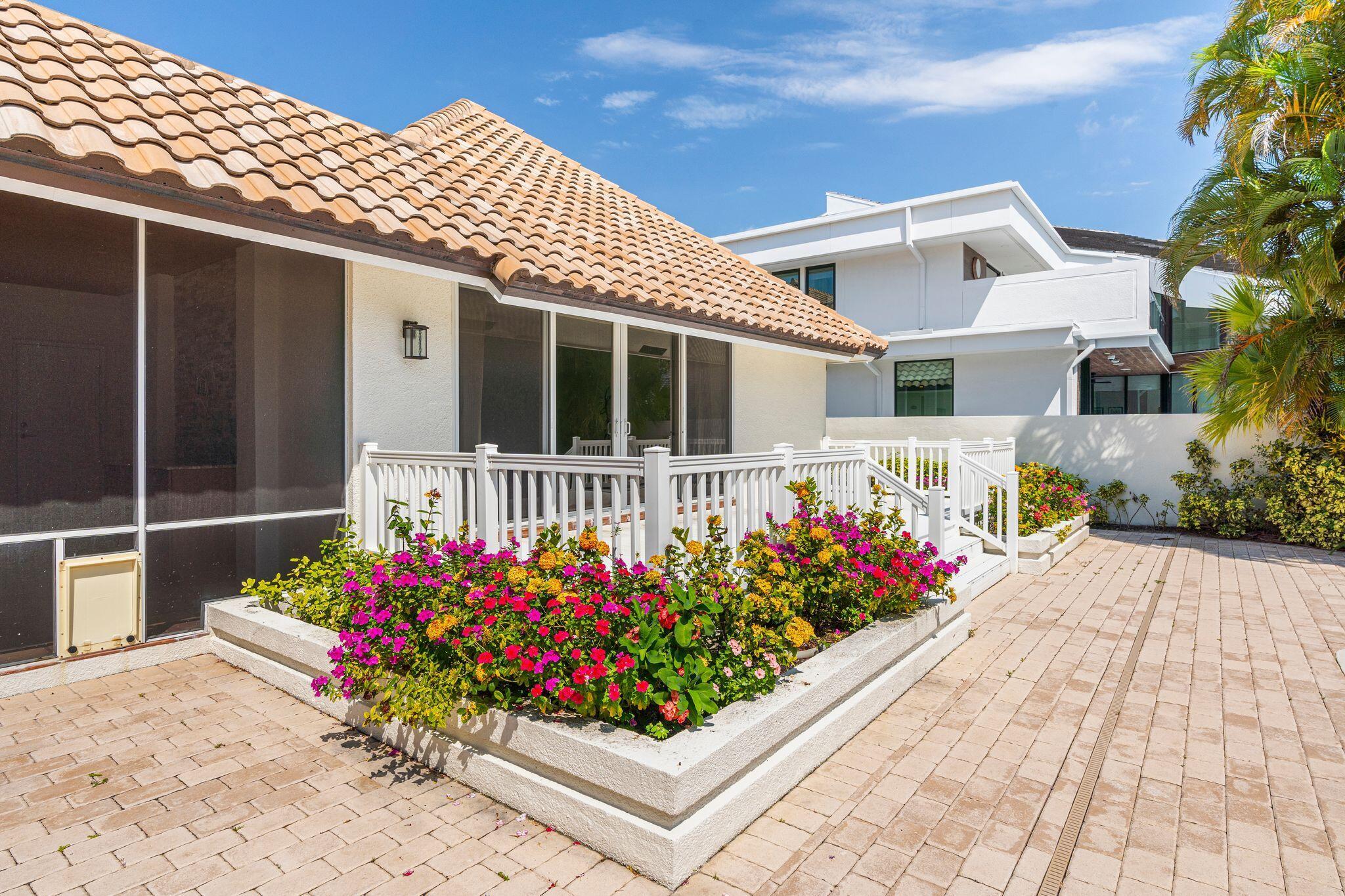 SANCTUARY - Residential