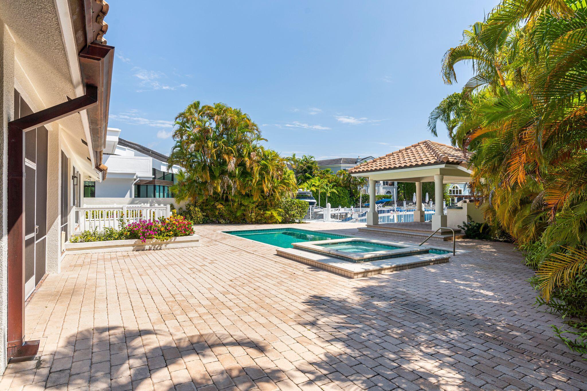 SANCTUARY - Residential