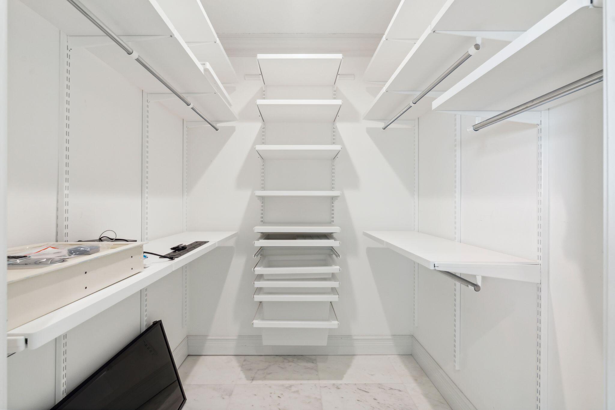 SANCTUARY - Residential