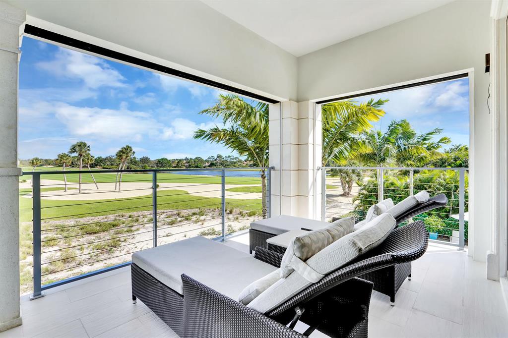 OLD PALM PL 4 - Residential