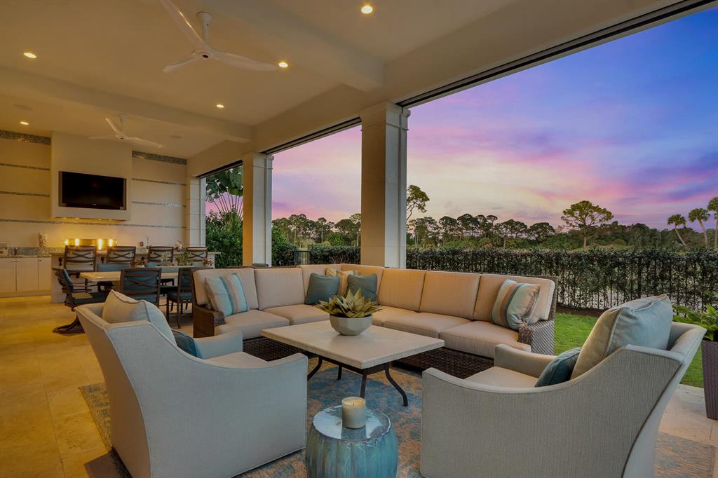 OLD PALM PL 4 - Residential