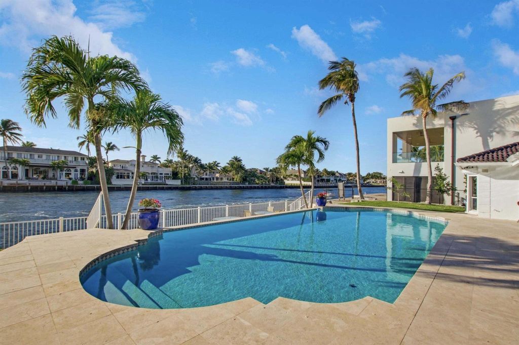 Photo of 2875 Spanish River Road, Boca Raton, FL 33432 (MLS # R11079801)