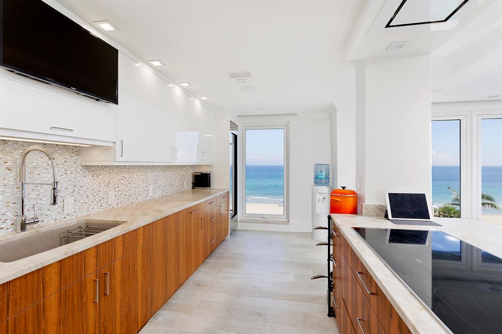 SABAL RIDGE APTS CONDO - Residential