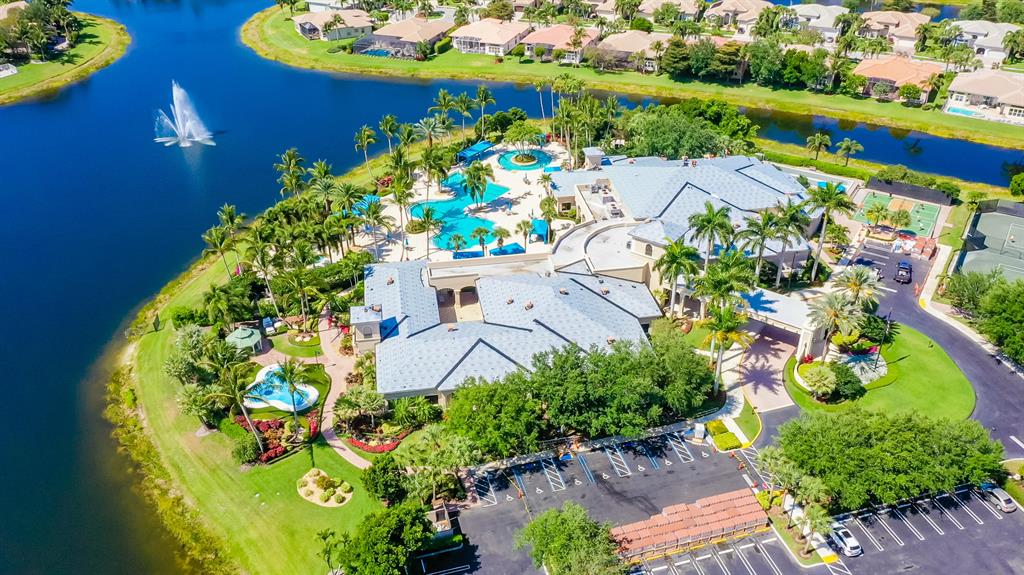 Valencia Palms - Residential