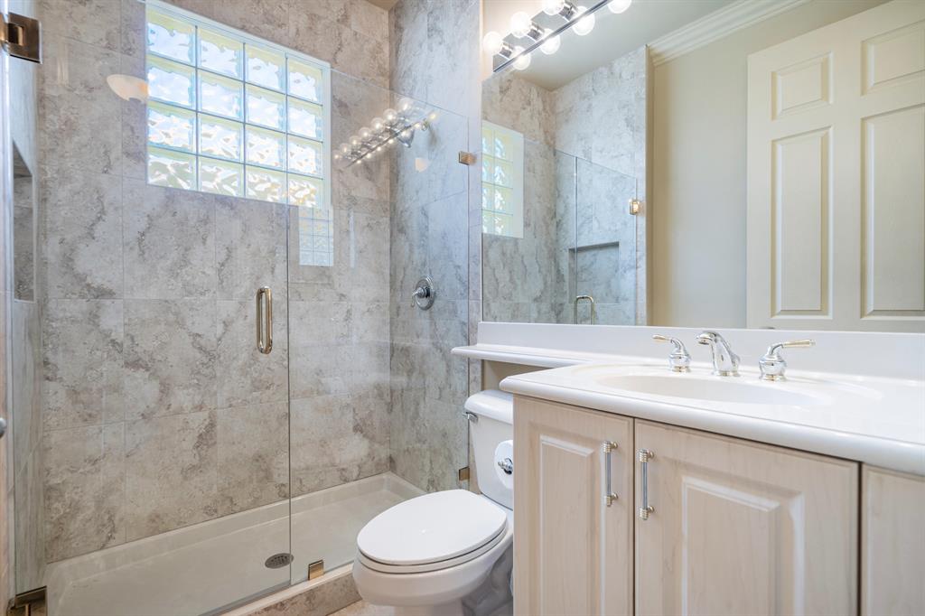 Valencia Palms - Residential