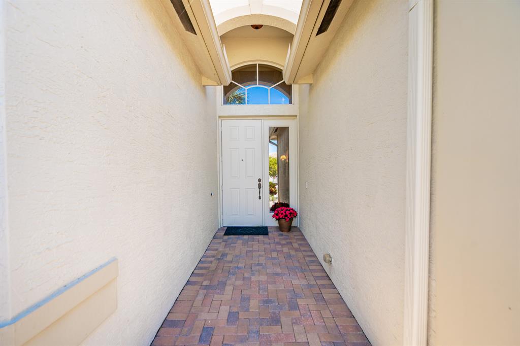 Valencia Palms - Residential