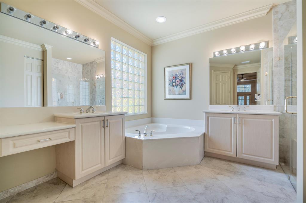 Valencia Palms - Residential