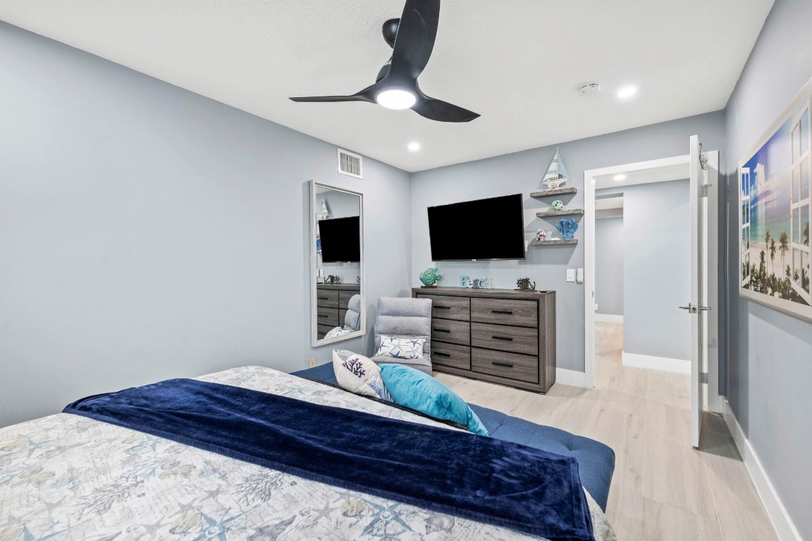 Windswept Club Condo - Residential