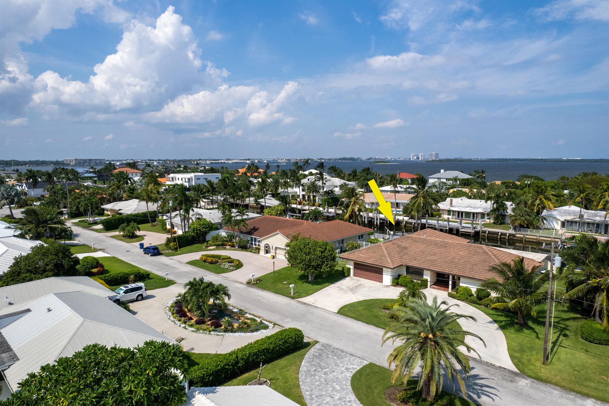 PALM BEACH ISLES 2 - Residential
