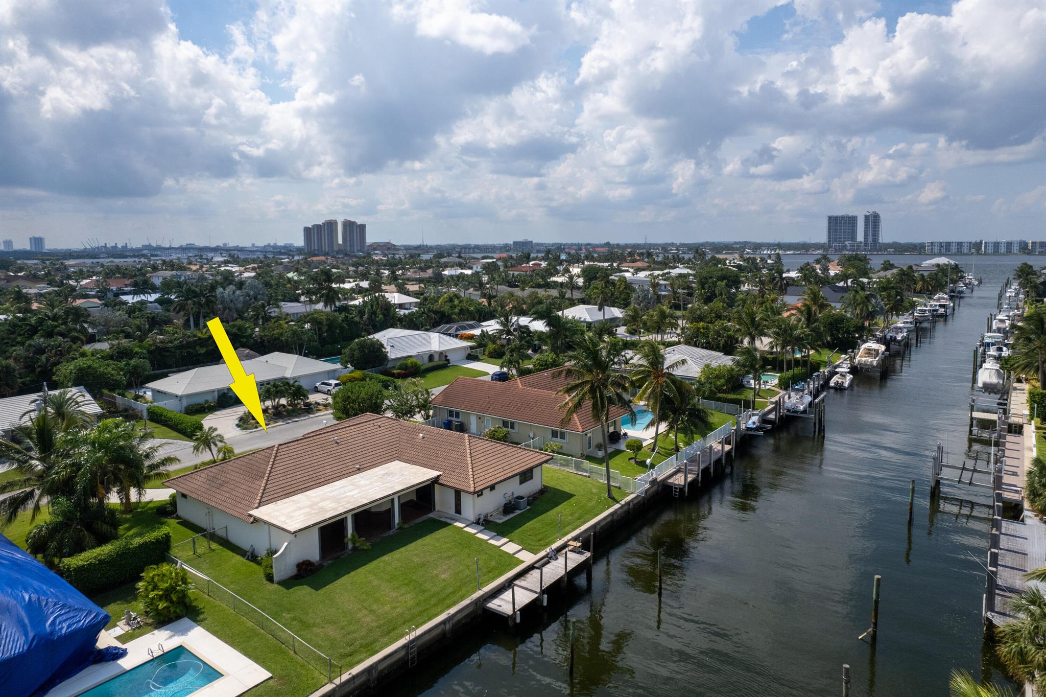 PALM BEACH ISLES 2 - Residential