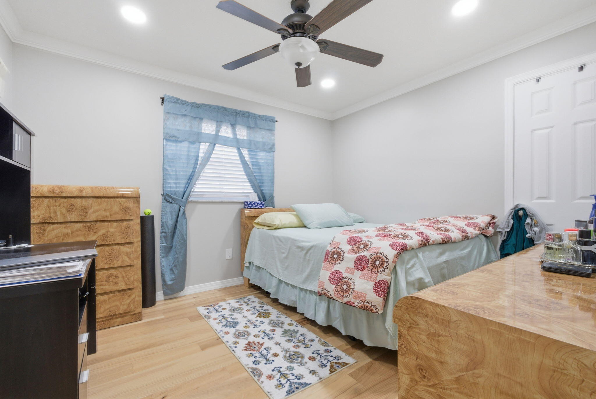 HOLIDAY CITY AT BOCA RATON SEC 9 - Residential