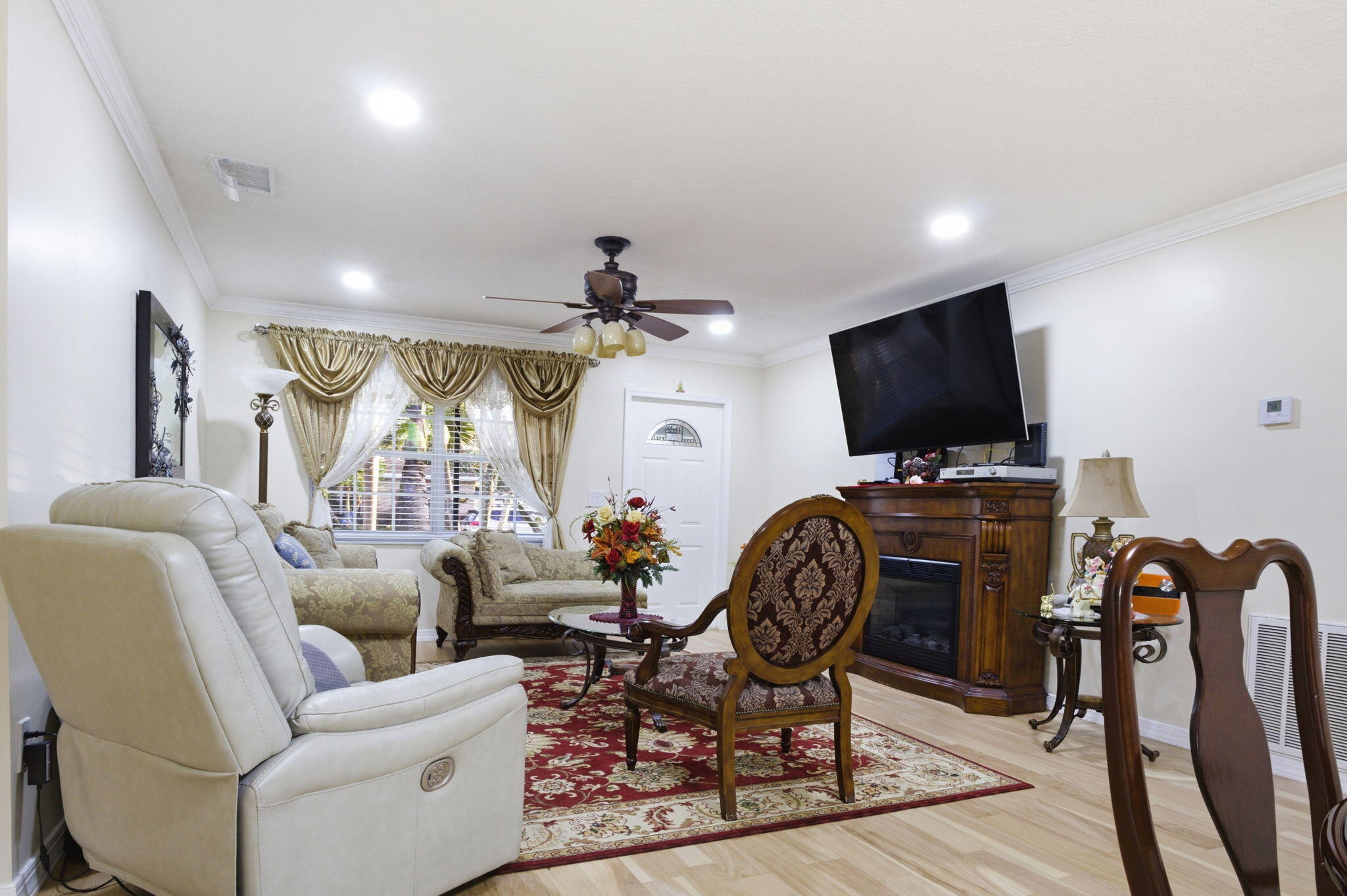 10705 Emperor Street