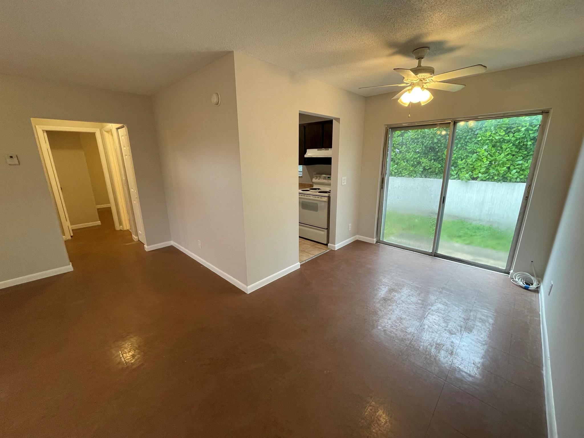 Step inside this gorgeous 2 Bed, 1 Bath Apartment in the heart of Lake Clarke Shores. Spacious living, great lighting and a comfortable feel. Landlord is top notch and cares highly about his tenants. Laundry facilities on site (SE Corner). A stones throw to downtown, Tri-Rail Station, Palm Tran, and all the best things Lake Clarke Shores has to offer. This unit wont last long, so act fast! Requirements: First Month, Last Month, and Security Deposit. WATER INCLUDED! 2 Parking Spaces per unit.