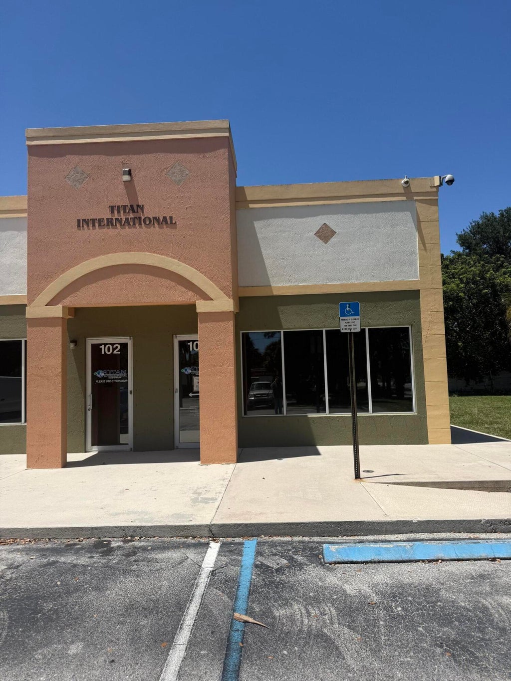 Photo of 1975 SANSBURYS Way #1, West Palm Beach, FL 33411 (MLS # B26065627)