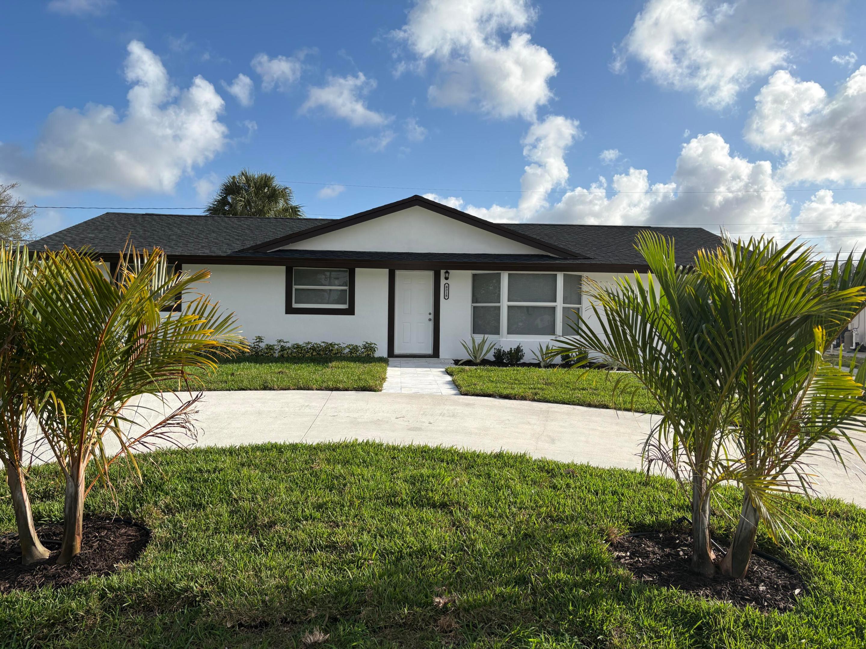 PALM BEACH SQUARE UNIT 5 IN - Residential