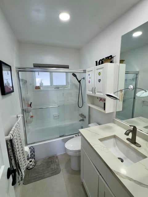 Tiny photo for 960 CRYSTAL LAKE DR #206, Deerfield Beach, FL 33064 (MLS # B26078101)