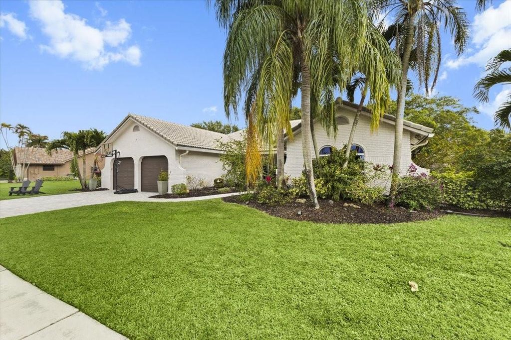 Photo of 10349 Camelback Lane, Boca Raton, FL 33498 (MLS # F10550022)