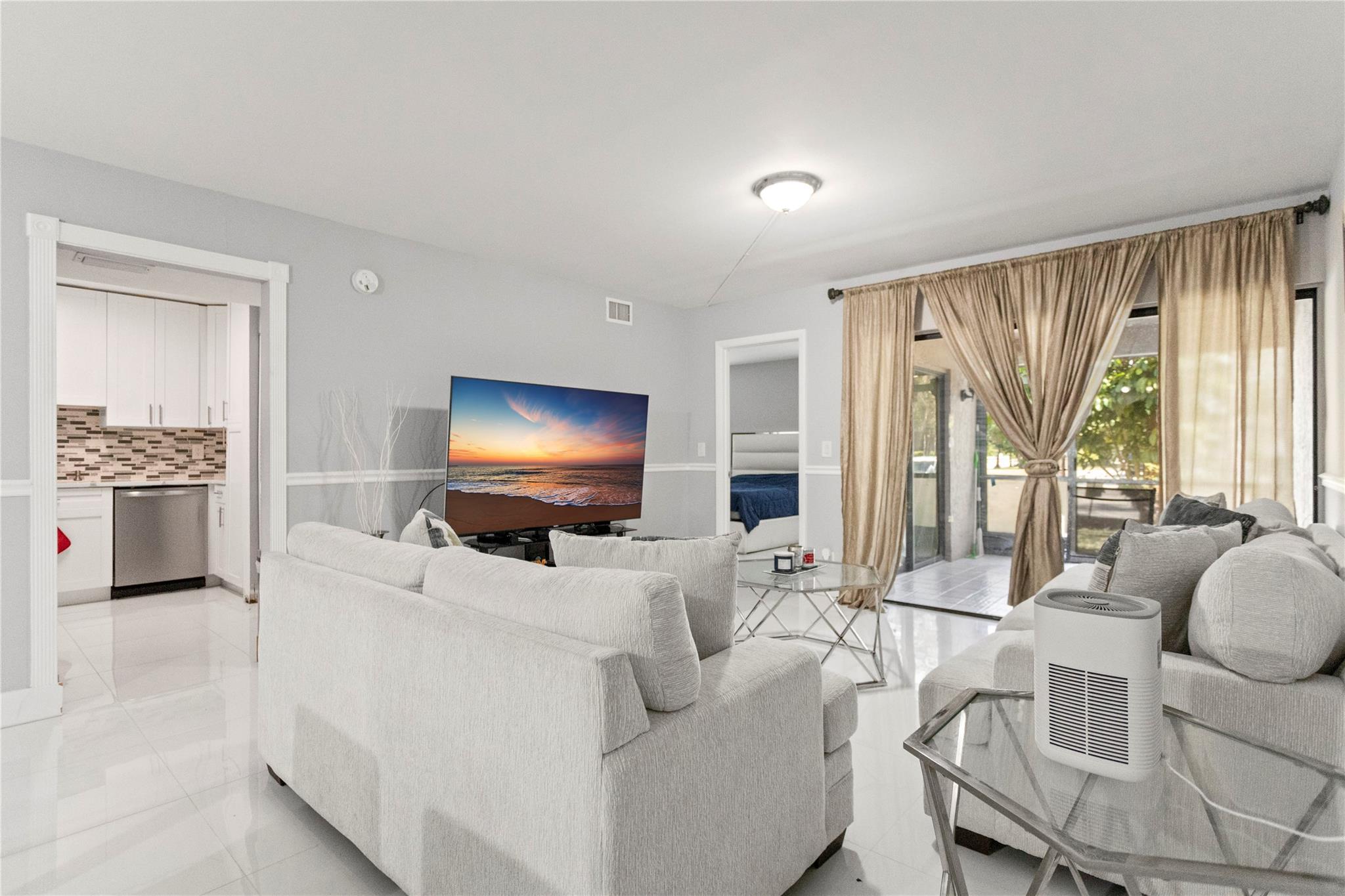 RAMBLEWOOD - Residential