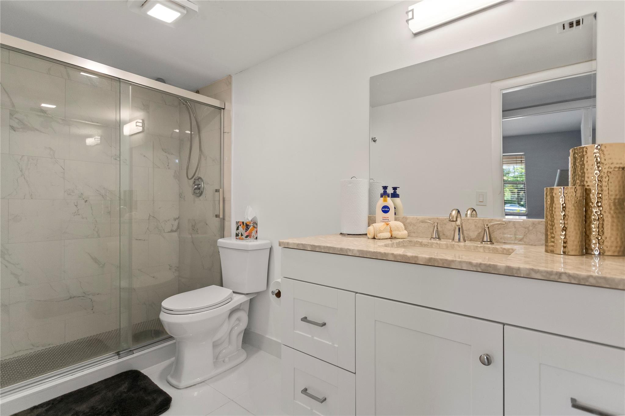 RAMBLEWOOD - Residential