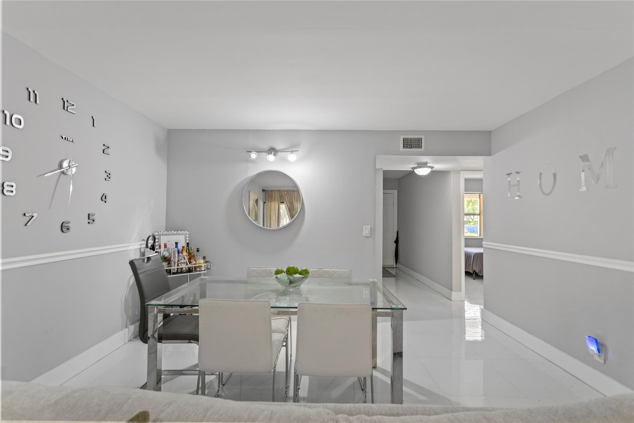 RAMBLEWOOD - Residential