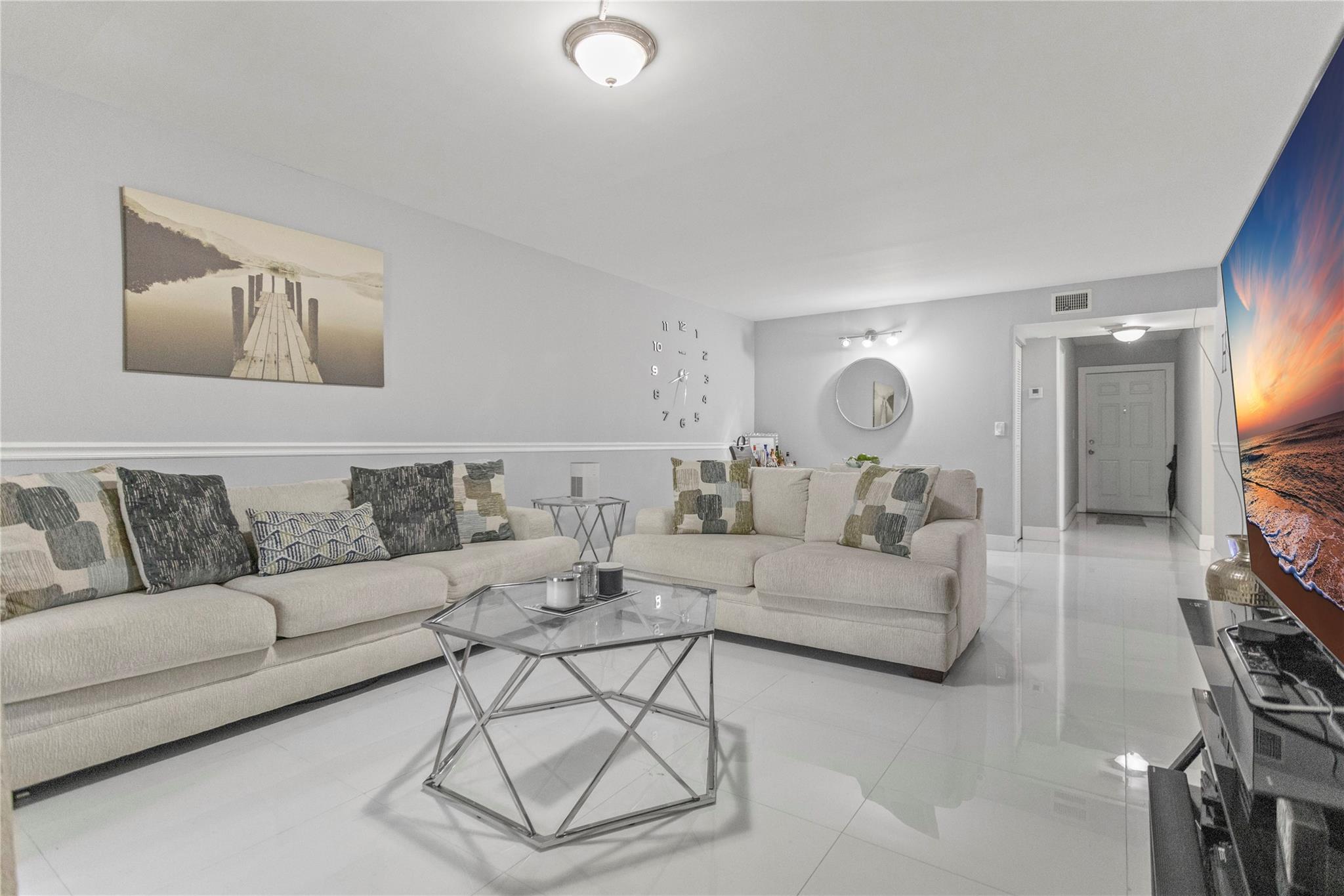 RAMBLEWOOD - Residential