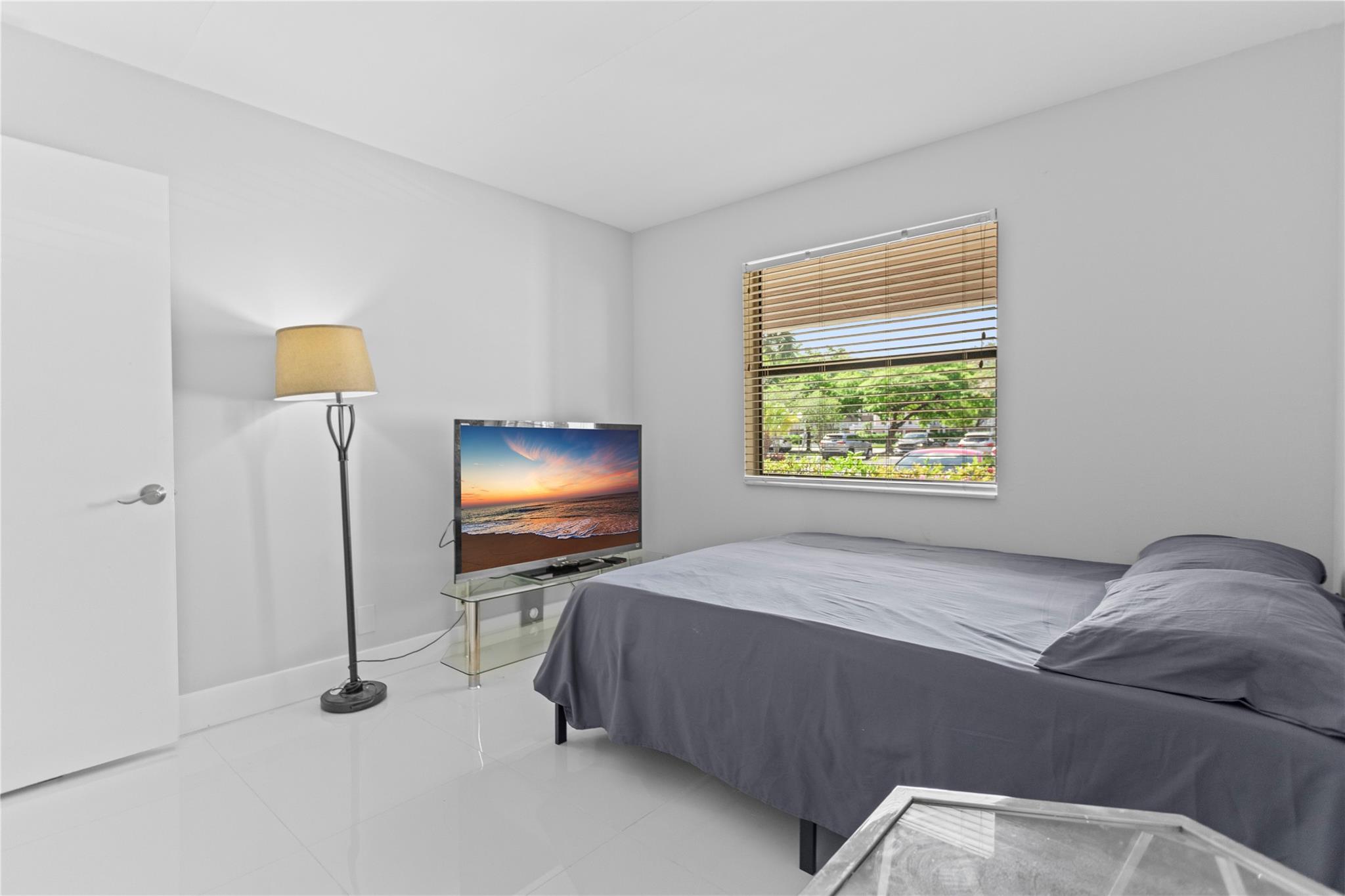 RAMBLEWOOD - Residential